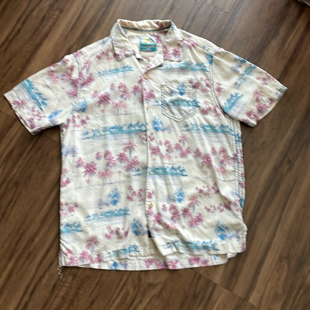 Tommy Bahama 100% Silk Hawaiian Shirt Medium